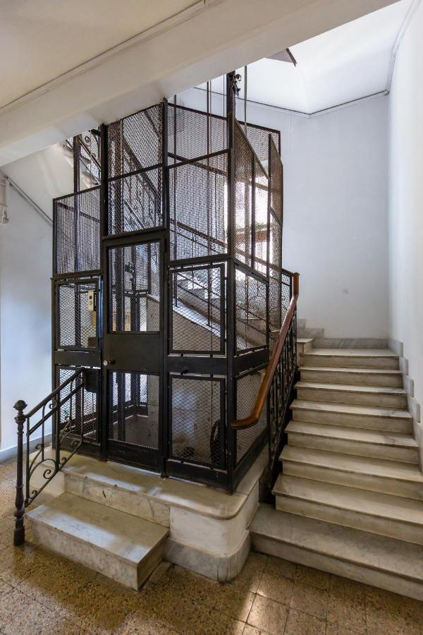 Апартаменти Ferdinando Art House By Wonderful Italy Неаполь Екстер'єр фото